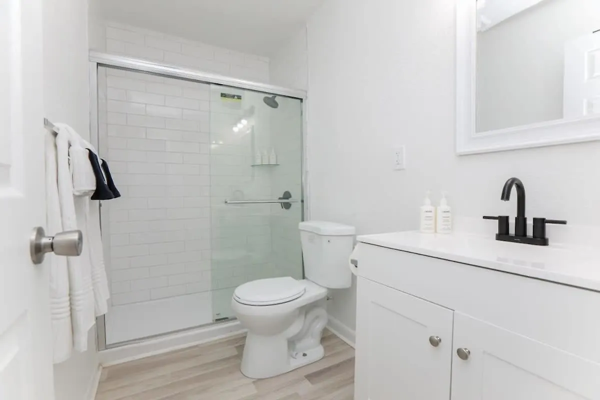 Sojourn Bayside 2 Bedroom Norfolk Apartment
