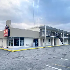 Econo Airport Norfolk
